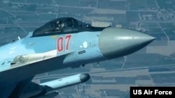 2023年7月23日，一架俄羅斯戰鬥機危險地飛近一架美國MQ-9無人機，然後直接在這架正在敘利亞執行任務的無人機上空發射熱焰彈。 （美國空軍照片）