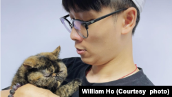 JER仔也帶著他心愛的寵物貓離開香港。(圖片來源：JER仔Instagram 帳號)