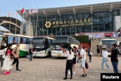 廣州舉行一年一度的廣交會會場外。（2023年4月16日）