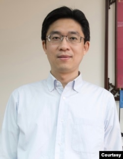 台灣中正大學戰略暨國際事務研究所所長趙文志