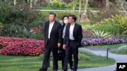 2023年4月7日，馬克龍和習近平在廣州。