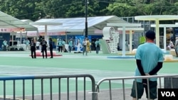 以往7-1遊行起點銅鑼灣維園今年舉辦慶回歸活動，場面非常冷清。(美國之音照片)