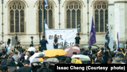 鄭家朗在英國出席港人集會活動。 (圖片來源：鄭家朗臉書網站)