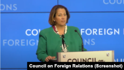 美國司法部副部長麗莎·摩納哥（Lisa Monaco）3月28日在華盛頓智庫美國外交關係協會（Council on Foreign Relations）舉辦的活動中討論如何防禦敵對國家對民主法治構成的全球威脅。（視頻截圖）