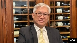 台灣在野黨中國國民黨副主席夏立言在華盛頓對華文媒體進行訪美背景簡報。 (2024年4月12日，美國之音鍬辰芳拍攝)