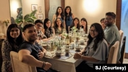 印度一個中餐聚餐俱樂部（美國之音特約記者賈尚杰拍攝）