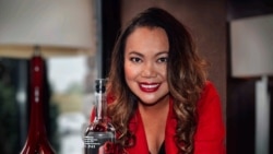 ການສໍາພາດກັບເຈົ້າຂອງທຸລະກິດເຄື່ອງດື່ມໂວດກ້າ ໃນວິທີການຈໍາໜ່າຍສິນຄ້າຢູ່ຕະຫຼາດຂອງສະຫະລັດ