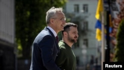 烏克蘭總統澤倫斯基(Volodymyr Zelensky )與北約秘書長北大西洋公約組織秘書長斯托爾滕貝格(Jens Stoltenberg)