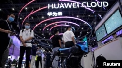 中國華為公司展示其雲端服務(路透社2020年9月23日)