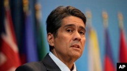 帕勞總統小蘇蘭格爾惠普斯（Surangel Whipps Jr.）