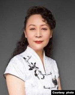 位於加拿大多倫多的《中國之春》主編盛雪(照片提供:盛雪)