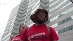 В Калифорнии отели заменили бастующих горничных мигрантами, которые недавно перешли южную границу США