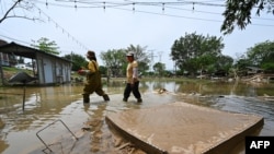 资料照片：中国广东省清远地区的部分村镇出现洪水。(2024年4月24日)