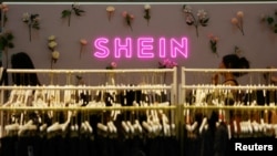 中國便宜服飾品牌希音（shein）在新加坡一家商場開設的商店。 (2024年4月4日)