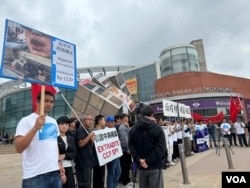 5月4日，洛杉磯民主人士和異議人士舉行抗議中共跨國鎮壓異議人士遊行活動。