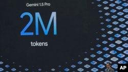 ແຟ້ມພາບ - ຜູ້ບໍລິຫານດ້ານຕົວອັກສອນ ທ່ານ ຊຸນດາ ພິໄຈ (Sundar Pichai) ກ່າວ ກ່ຽວກັບ Gemini ຢູ່ທີ່ງານ Google I/O ງານນຶ່ງ ໃນ Mountain View, ລັດຄາລິຟໍເນຍ.