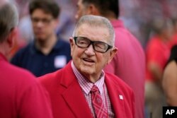 FILE - Former St. Louis Cardinals manager Whitey Herzog before the start of a baseball game between the St. Louis Cardinals and the New York Mets, in St. Louis, Missouri, Aug. 19, 2023. Herzog died on Monday at age 92, his family informed the Cardinals.