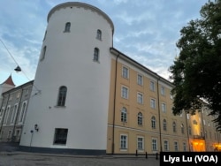 黃昏時的立陶宛總統府。（2023年7月16日）