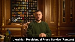 烏克蘭總統澤連斯基在基輔新年除夕發表新年賀詞。（2023年12月31日）