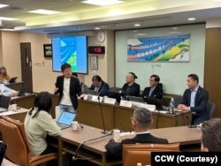 台灣中央研究院11月24日舉辦“台灣民防與全民防衛工作坊”，多位學者和民防團體共商強化台灣社會於戰時的韌性和備戰力。 (美國之音特約記者莊志偉拍攝)