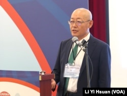 日本靜岡大學人文社會科學部教授楊海英 (美國之音特約記者李賢拍攝)