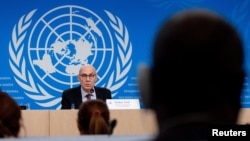 资料照：联合国人权事务高级专员福尔克尔·蒂尔克（Volker Türk）在日内瓦出席一个记者会。（2023年12月6日）