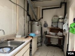 老人公寓裡一層有公共廚房(美國之音/張木林)