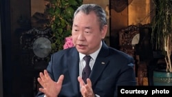 駐美國台北經濟文化代表處代表俞大㵢在華盛頓雙橡園接受美聯社專訪。(2024年1月18日，台灣駐美代表處提供）