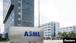 全球重要的半導體設備生產商--荷蘭公司阿斯麥（ASML）總部外景。(2018年8月30日)
