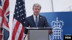 美國聯邦調查局局長克里斯托弗·雷2022年7月6日在英國倫敦的軍情五處發表講話，呼籲警惕中國間諜行動。