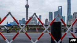 资料照：从上海外滩遥望陆家嘴金融区。