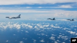 資料照：中國解放軍在台灣周圍進行實彈演習（2022年8月7日）