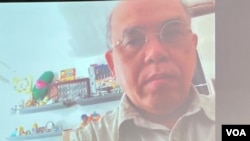 香港民意研究所副行政总裁 钟剑华 表示，中国大陆实施的清零策略短期内不会成功，甚至带来严重的经济后果和灾难，影响香港的经济发展。 (美国之音汤惠芸）