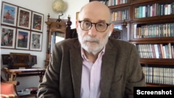 Борис Акунин