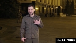 乌克兰总统泽连斯基2022年3月30日晚发表讲话（乌克兰总统府视频截图）