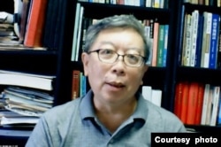 台湾兵器战术图解总编辑刘文孝。（取自视频采访截图）