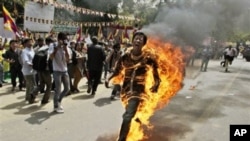 藏人以自焚來抗議中國對西藏文化的壓迫。 (資料圖片)
