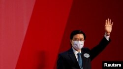 香港前警务和保安头目李家超作为唯一候选人在不到1500人投票的选举中当选香港新一届特首。（路透社2022年5月8日）