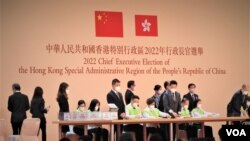 香港”一人模式”選特首5月8日完成投票，有投票的1,428名選委， 當中1,416人對唯一候選人李家超投支持票、8人投不支持票、4張無效票。(美國之音/湯惠芸)