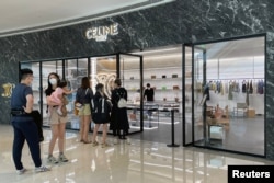 法國奢侈品品牌Celine在上海一家商場內的專賣店。(2022年5月29日)