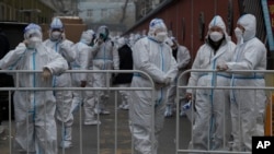 大白11月24日對北京一個小區封城。