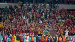 與世界盃觀眾活在不同星球？網民“十問”質疑清零遭全網封殺