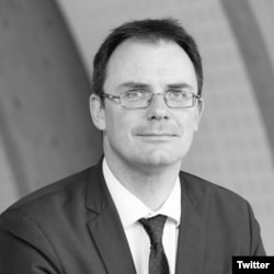 英国雷丁大学政治学和国际关系教授 多米尼克·佐姆（Dominik Zaum）(照片来源：Twitter@DominikZaum)