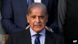 巴基斯坦总理夏巴兹·谢里夫(Shehbaz Sharif)结束为期五天对中国的访问。(资料照：2023年8月9日)