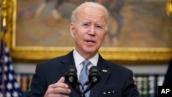 美國總統拜登星期四在白宮就俄羅斯入侵烏克蘭發表電視講話。（2022年4月21日）
