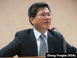 現任台灣總統府秘書長林佳龍。