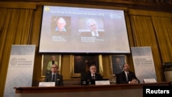 哈佛大学的奥利弗·哈特(左)以及麻省理工学院的本特·霍尔姆斯特伦(右)被授予2016年诺贝尔经济学奖。