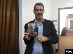 探访中国系列纪录片制作人齐麦可(美国之音记者 容易拍摄)