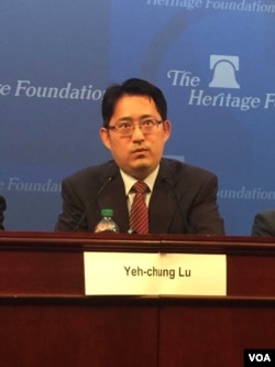 台湾民主基金会副执行长卢业中（美国之音莉雅拍摄）