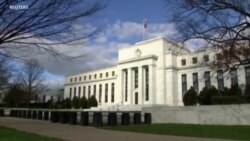 美國聯儲局選擇小幅加息 仍預計將“持續加息”